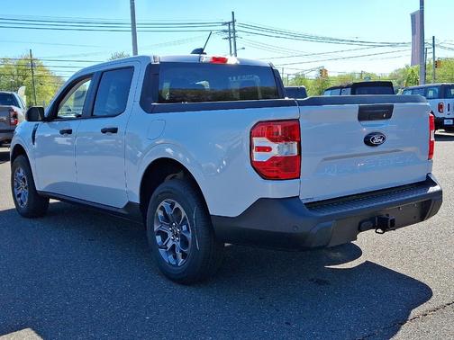 Space White Metallic 2026 Ford Maverick XLT