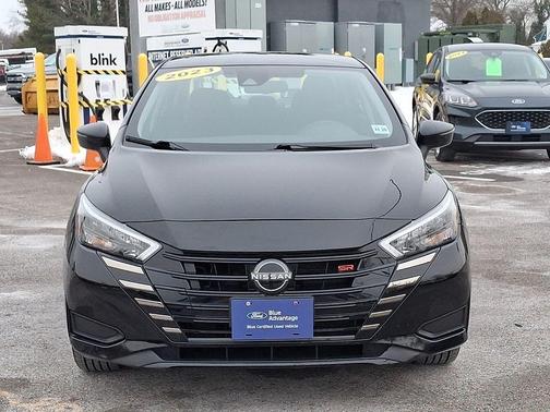 2023 Nissan Versa 1.6 SR