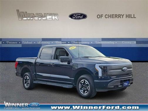 2023 Ford F-150 Lightning XLT