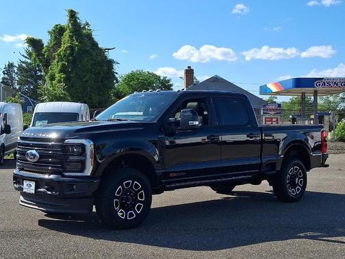 Black Metallic 2025 Ford F-250 Platinum