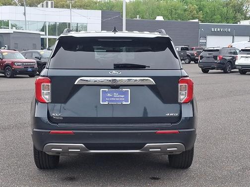 Blue Metallic 2023 Ford Explorer XLT