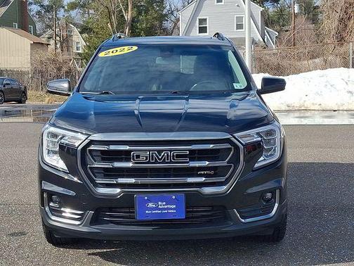 2022 GMC Terrain AT4