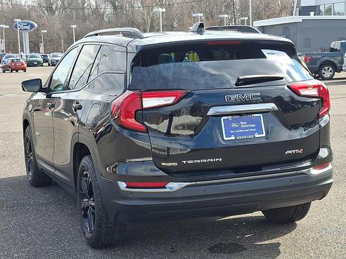 2022 GMC Terrain AT4