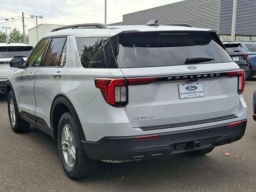 2026 Ford Explorer 