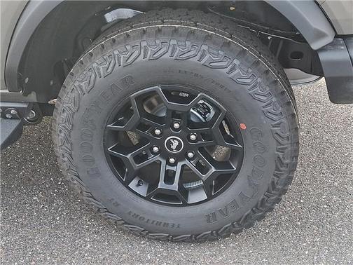 Gray 2026 Ford Bronco Badlands