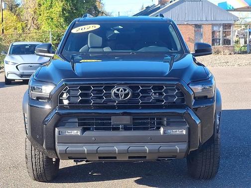 2025 Toyota 4Runner Hybrid HYBRID TRD