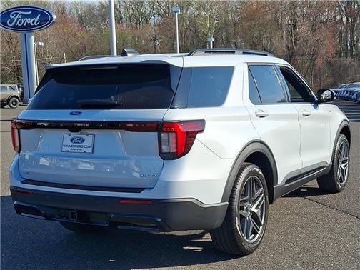 Space White Metallic 2026 Ford Explorer ST-Line