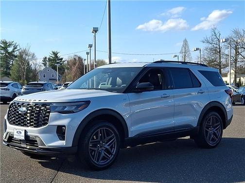 Space White Metallic 2026 Ford Explorer ST-Line
