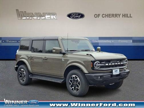 2025 Ford Bronco Outer Banks