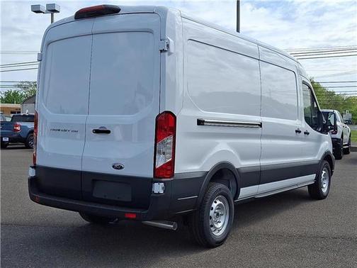2025 Ford Transit-250 148 WB Medium Roof Cargo