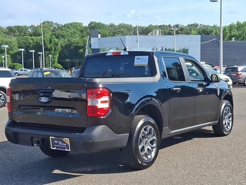Shadow Black 2025 Ford Maverick XLT
