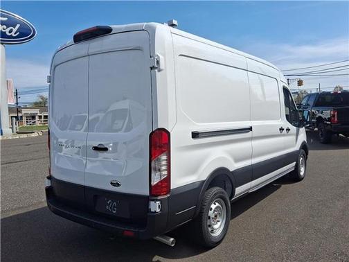 2025 Ford Transit-250 148 WB Medium Roof Cargo