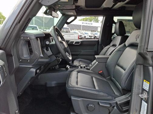 Carbonized Gray Metallic 2026 Ford Bronco Big Bend