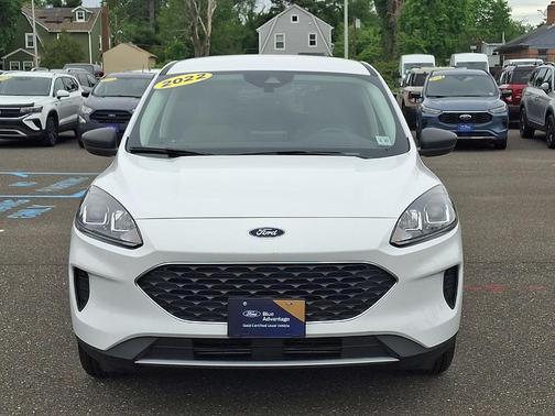 Oxford White 2022 Ford Escape SE
