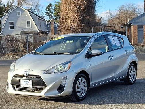 2015 Toyota Prius c Four