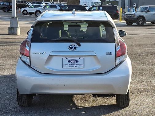 2015 Toyota Prius c Two