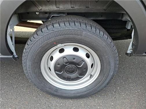 2025 Ford Transit-250 148 WB Medium Roof Cargo