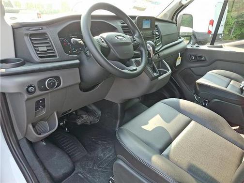 2025 Ford Transit-250 148 WB Medium Roof Cargo