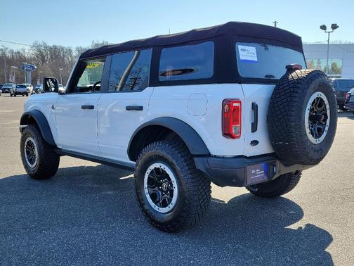 2022 Ford Bronco Black Diamond