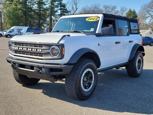 2022 Ford Bronco Black Diamond