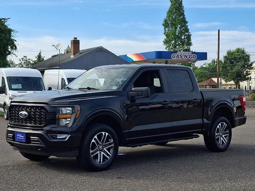 Black Metallic 2023 Ford F-150 XL