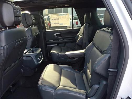 Star White 2026 Ford Expedition Max Platinum