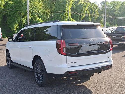 Star White 2026 Ford Expedition Max Platinum