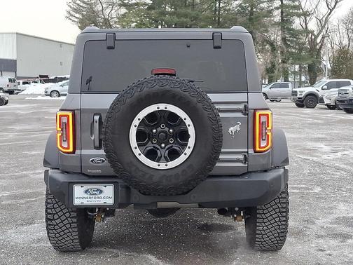 2024 Ford Bronco Outer Banks