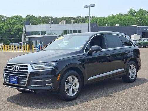 2019 Audi Q7 45 Premium