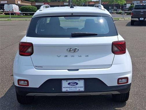 2023 Hyundai VENUE SEL