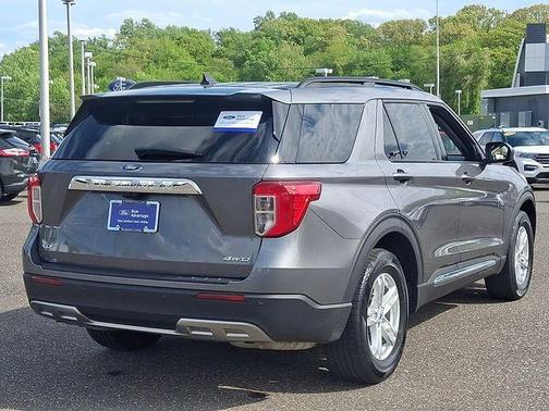 Gray Metallic 2023 Ford Explorer XLT