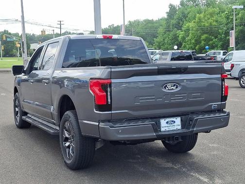 2025 Ford F-150 Lightning Flash