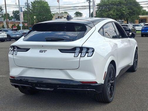 2025 Ford Mustang Mach-E GT