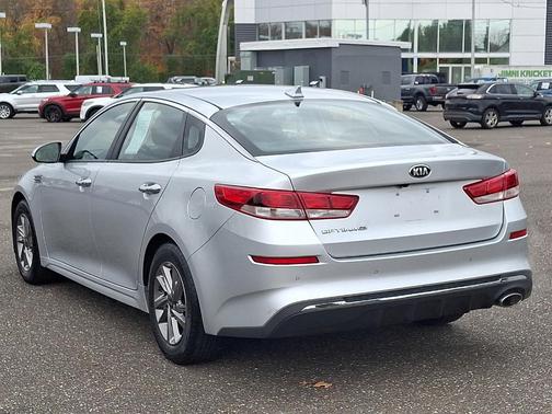 2019 Kia Optima LX