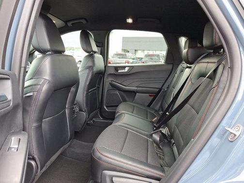 2026 Ford Escape ST-Line Select