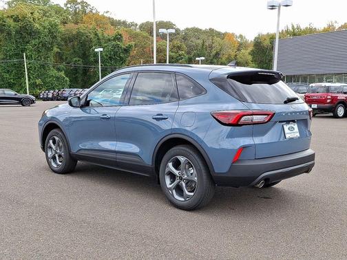 2026 Ford Escape ST-Line Select