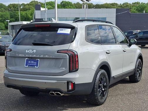 Wolf Gray 2023 Kia Telluride SX X-Pro