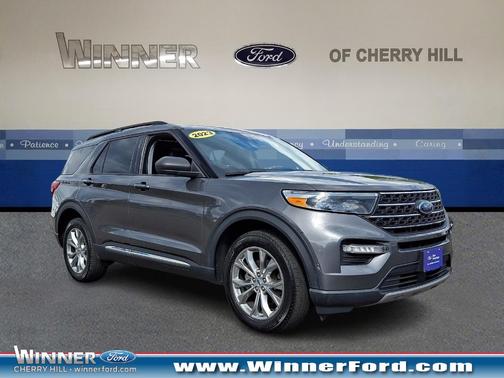 Gray Metallic 2023 Ford Explorer XLT