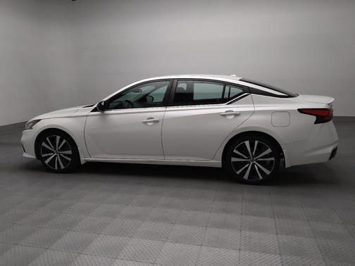 2020 Nissan Altima SR FWD