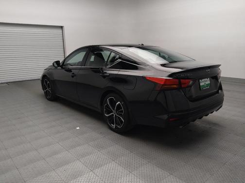 2023 Nissan Altima SR FWD
