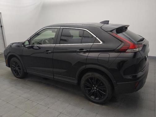 Labrador Black Pearl 2024 Mitsubishi Eclipse Cross LE