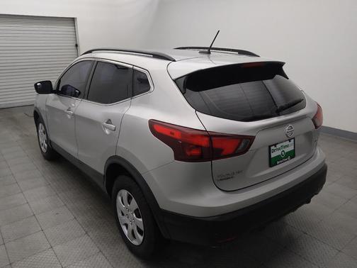 Brilliant Silver Metallic 2019 Nissan Rogue Sport SV