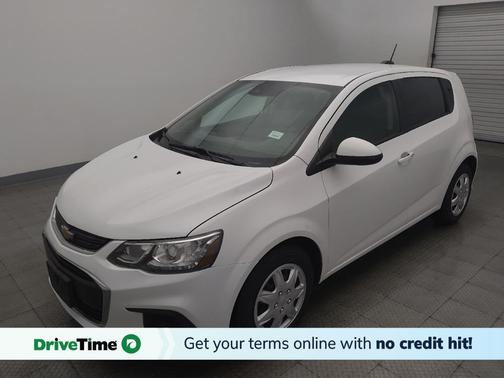 Summit White 2019 Chevrolet Sonic LT