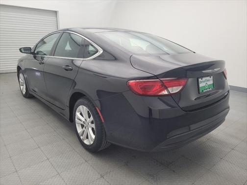 2017 Chrysler 200 Touring
