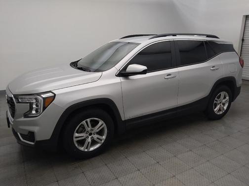 Quicksilver Metallic 2022 GMC Terrain SLE