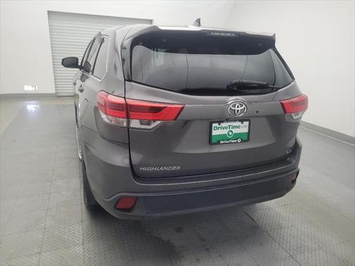 2017 Toyota Highlander LE