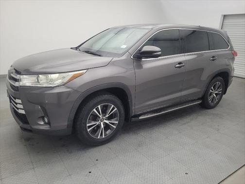 2017 Toyota Highlander LE