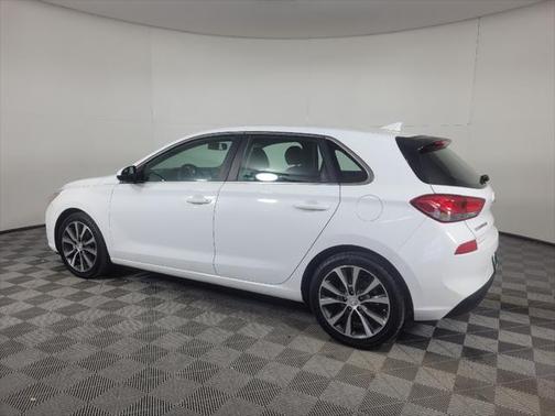 2019 Hyundai Elantra GT Base