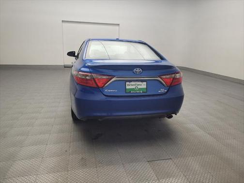 2016 Toyota Camry SE w/Special Edition Pkg