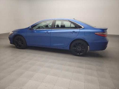 2016 Toyota Camry SE w/Special Edition Pkg